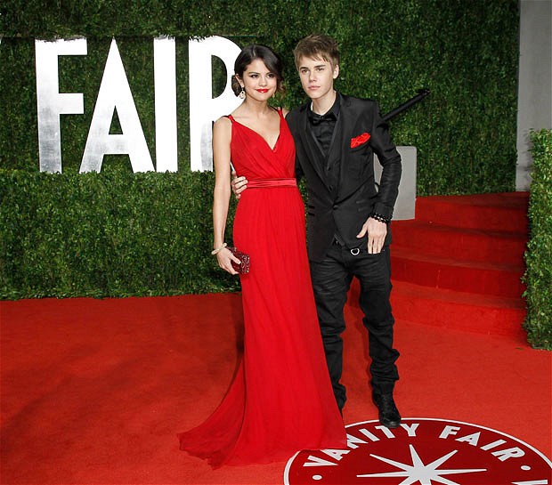 Justin Bieber and Selena justin bieber earrings. Justin Bieber and Selena