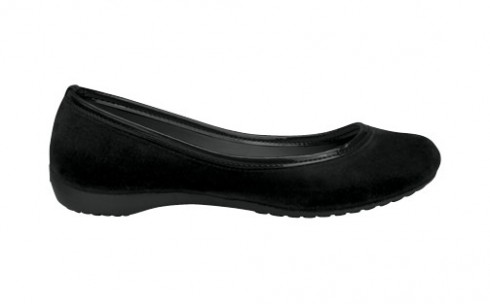 Crocs Shoes - Fashionable Fall Footwear - The Fashionable Gal