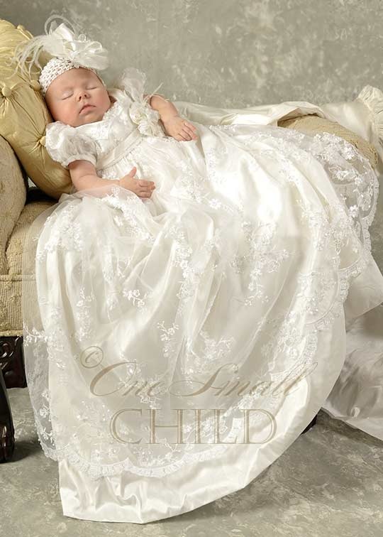 Boy Christening Gown w/ bonnet & Cross Unisex baptism dress for baby –  Strasburg Children