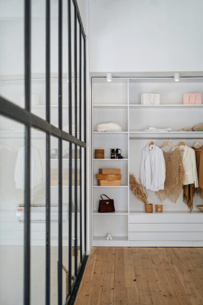 4 tips for organizing a new closet