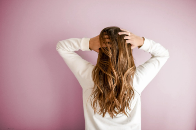 Flowing and Glowing: 5 Ways to Look After Your Hair Health