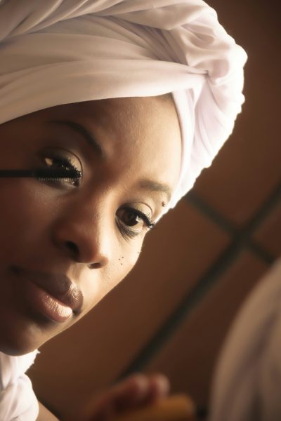 Boosting Growth: Lash Serums in Extension Routines